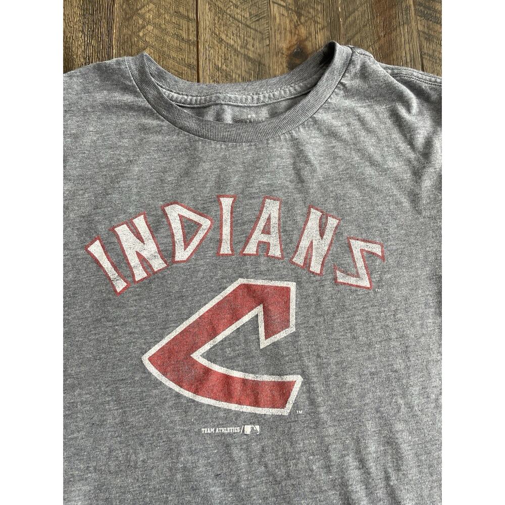 Cleveland Indians Retro C Logo Graphic T-Shirt (Youth XL 14-16) Guardians Gray